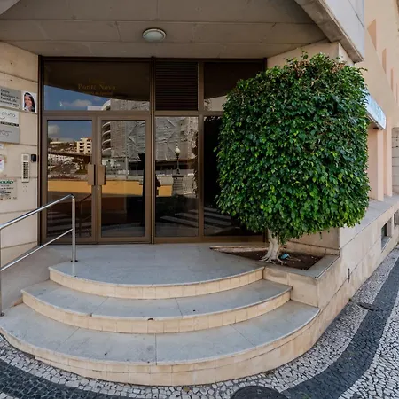 Yellow Sun Apartment Funchal (Madeira)
